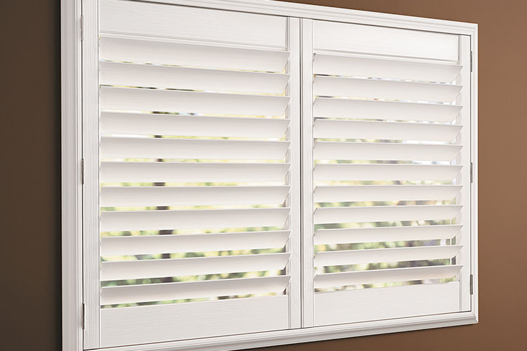 5 Advantages of Choosing Custom Blinds Over Ready-Made Ones