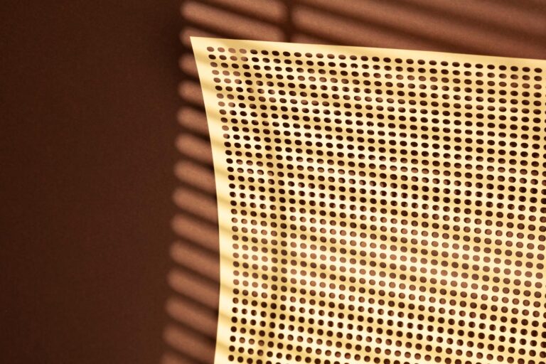 7 Reasons You Should Choose Honeycomb Blinds for Your Window Blinds Installation