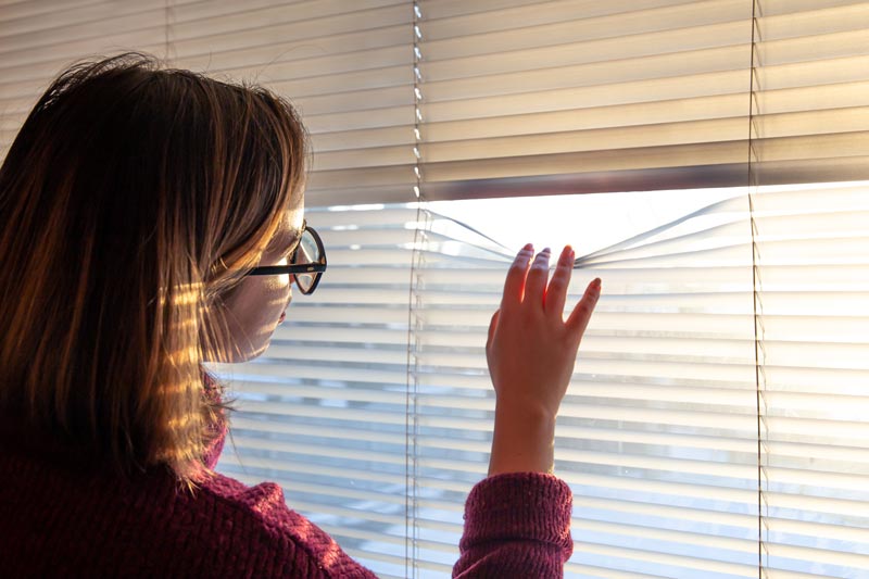 How to Choose the Right Hunter Douglas Blinds Provider