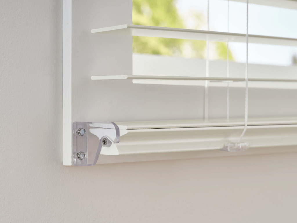 2021_Everwood_SecureRise_Bottom_Rail_OM