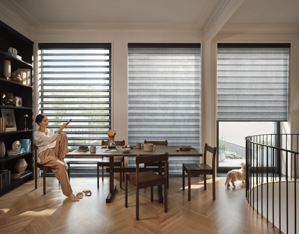 2025_PIR_PV_CV_Satin_Onyx_DiningRoom_Talent_Dog